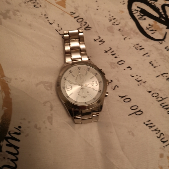 Men's Watch - Picture 1 of 3